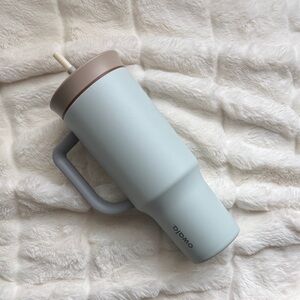 Owala Light Blue Tumbler with Straw
